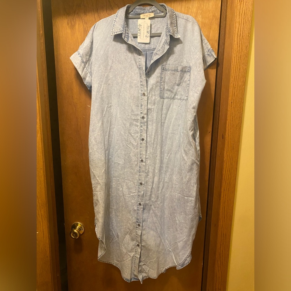 NWT lightweight denim dress